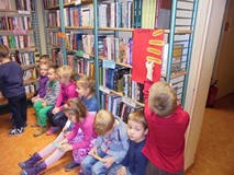 MOTYLKI W BIBLIOTECE