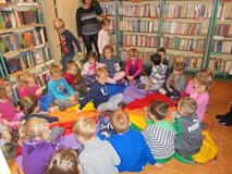 MOTYLKI W BIBLIOTECE
