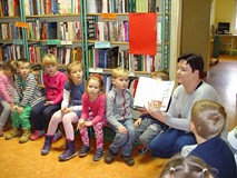 MOTYLKI W BIBLIOTECE