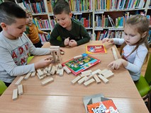 Zabawy w bibliotece