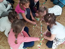 Układamy węża z kółek
