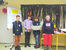 Chłocy prezentują pracę