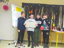 Chłocy prezentują pracę