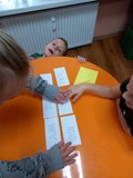 Syrop Maga Abrakabry- tworzymy zaklęcie z sylab