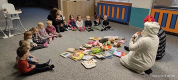 bibliotekarki w żłobku