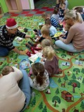 Zabawy pacynkowe z Mikołajową