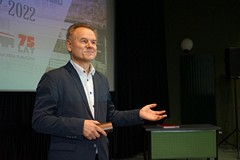 Prof. Jerzy Madejski w czasie jubileuszowego wykładu