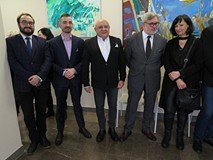 Honorowi goście uroczystego odsłonięcia tablic zasłużonych dyrektorów Koszalińskiej Biblioteki Publi