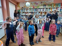 Gimnastyka ciała z przedszkolakami