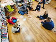 Zabawy Mikołajowe i układanie podobizny Mikołaja