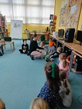 lekcja biblioteczna z pierwszkolasistami z SP nr 5 w Koszalinie