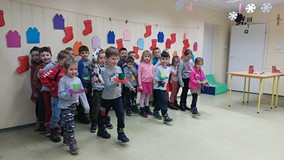 Dzieci w trakcie zabawy