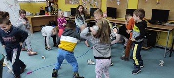 zajęcia z sześcioletnimi biedronkami z Przedszkola nr 13 w Koszalinie
