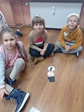 Zimowe zabawy z Olafem- zadanie z puzzlami
