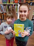 Zimowe zabawy z Olafem i zadania do wykonania, by uratować moce Elzy i rodzinną fotografie Olafa