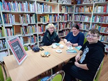 Relacja z spotkania Młodzieżowego Dyskusyjnego Klubu Książki