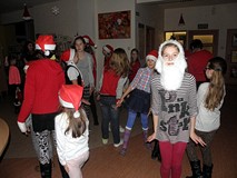 TAŃCZĄCE MIKOŁAJKI