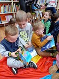 Wizyta w bibliotece i książki