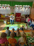 Tydzień Głośnego Czytania w Przedszkolu nr 10- Opowiadania o 