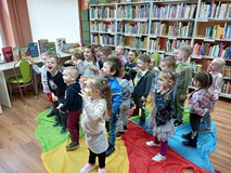 Poranna gimnastyka dla ciała i ducha, upss kto ma ucho w nosie?