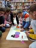 Praca plastyczna- Stonoga uczniów kl. III i IV Szkoły Podstawowej nr 13 im. Jana Brzechwy