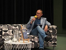 Dyrektor Dariusz Pawlikowski.