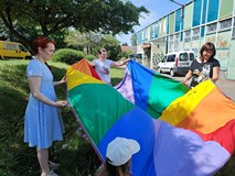 zabawa z chustą animacyjną