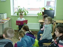 PRZEDSZKOLAKI W BIBLIOTECE