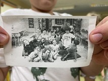 Zdjęcie grupowe wykonane aparatem Agfa