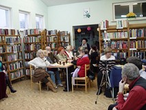 Strofy mówiły szeptem...