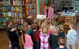Zabawy z Guzikową książką