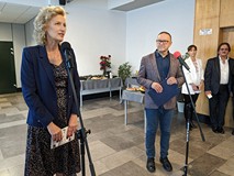 Przemawia dyrektorka Zespołu Państwowych Szkół Muzycznych im. Grażyny Bacewicz w Koszalinie, Anna Za