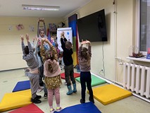 Dzieci w trakcie zabawy