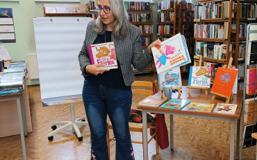 Spotkanie przedszkolaków z autorką książek dla dzieci Roksaną Jędrzejewską-Wróbel