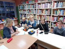 Planowanie i rozmowy na temat nowych artykułów do naszej gazetki