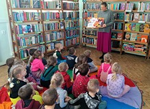 Czytamy książkę o złodzieju liści