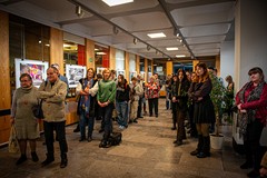 Osoby uczestniczące w wernisażu, fot. Katarzyna Gwardiak-Kocur