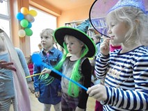 Przedszkolaki w bibliotece