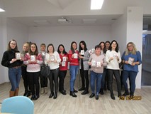 Uczestniczki warsztatów Świąteczne scrapowanie/kartkowanie