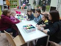Uczestnicy spotkania podczas gry