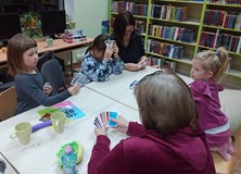 Uczestnicy spotkania podczas gry