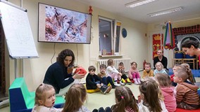 Dzieci w trakcie zabawy