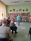 poeci czytają wiersze
