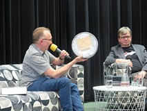 Spotkanie autorskie ze współautorami.