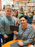 Zajęcia plastyczne- tworzymy własną Czarna Książkę Kolorów