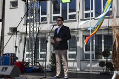 Konferansjer Marcin Napierała.  Fot. Marcin Betliński Fotografia