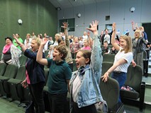 Zabawa ruchowa o Czerwonym Kapturku