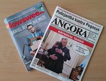 na zdjęciu czasopisma
