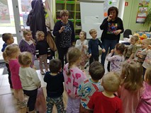 Słoneczka podczas misiowej piosenki