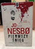 na zdjęciu książka